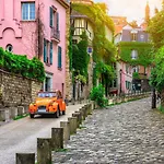 Lovely 2 Bedrooms In The Heart Of Montmartre Paris