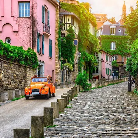Lovely 2 Bedrooms In The Heart Of Montmartre Apartment Paris