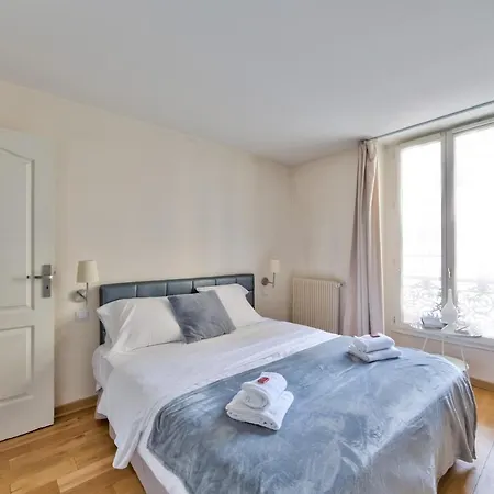 Lovely 2 Bedrooms In The Heart Of Montmartre Apartment